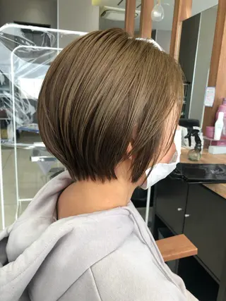 ショート カラー ディレクター ノナカのヘアスタイル