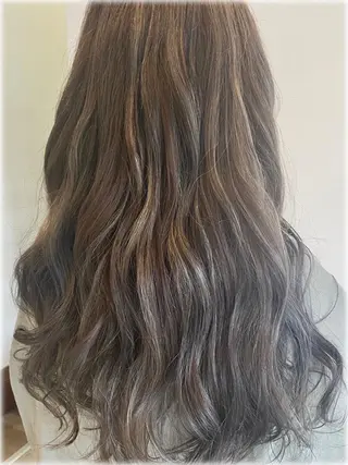 ロング chill out 塚口本町店のヘアスタイル