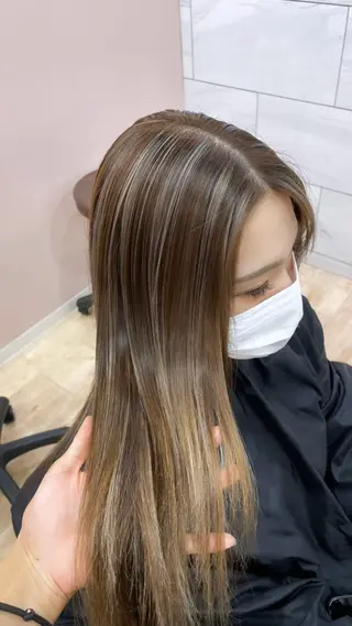 ロング カラー 遠藤 美夢のヘアスタイル