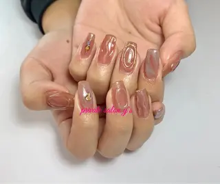 ネイル y' sのネイルデザイン