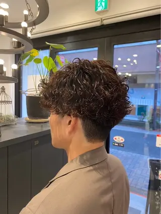 カラー メンズ 田村 亜衣華のヘアスタイル