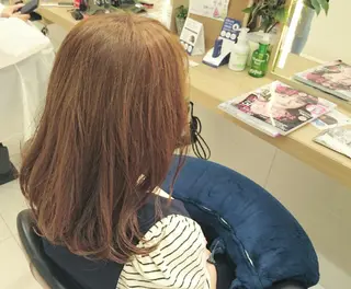 ミディアム カラー 透明感ハイライト◎ 伊藤夏海のヘアスタイル