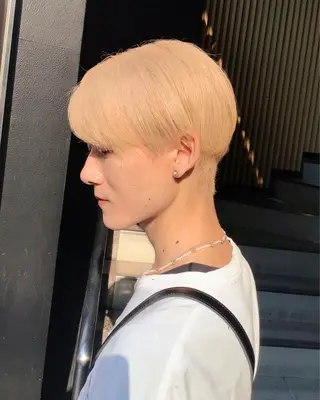 ショート カラー メンズ ブリーチ　BAM BIのヘアスタイル