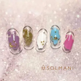 ネイル SOLMANI 予約担当のネイルデザイン