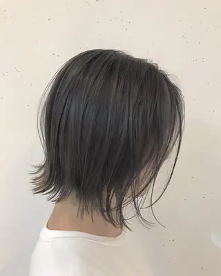 ショート カラー シンプル+αな デザインを 松崎陸のヘアスタイル