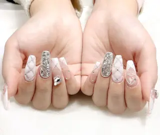 ネイル ゆき 🌻ひまわりサロンのネイルデザイン