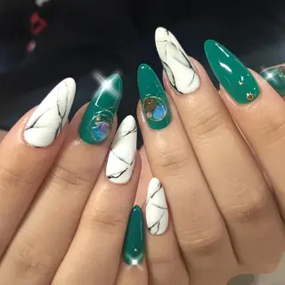 ネイル Allure小山店 後藤文香のネイルデザイン