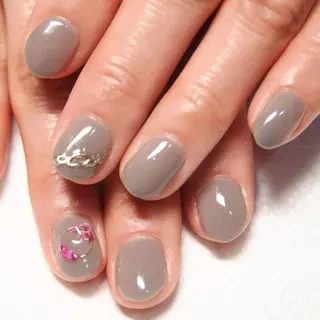 ネイル 山田 麻衣のネイルデザイン