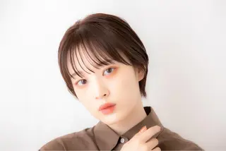 ショート カラー パーマ 🩵美艶髪×透明感 カラー×質感再生💚のヘアスタイル