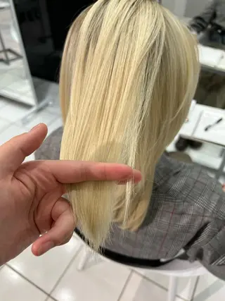 セミロング 🎀ハイトーン/レイ ヤー/Reina🎀のヘアスタイル