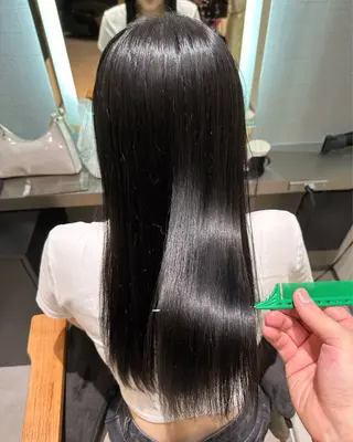 ロング カラー 大人美人:髪質改善 ✂︎YUGOのヘアスタイル