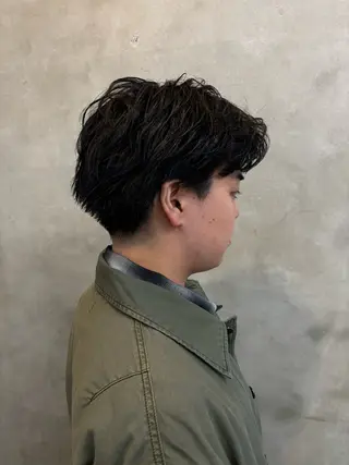 ショート パーマ メンズ メンズ/ヘアセット/ 顔周りレイヤー/💶のヘアスタイル