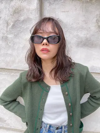 ミディアム カラー AiM 大名　似合わせカットのヘアスタイル