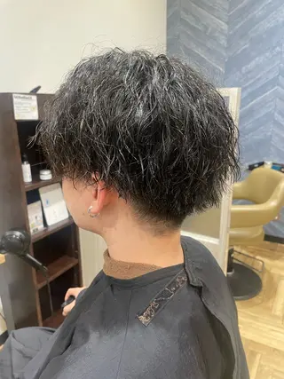 パーマ 中村 誠也のヘアスタイル