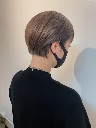 ショート カラー h a k u 大倉 卓人のヘアスタイル