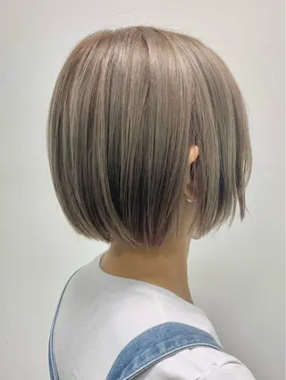 ミディアム カラー 新宿/小顔レイヤー/ 顔まわり/西慶太朗のヘアスタイル