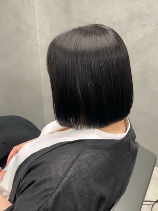 ショート 縮毛矯正/透明感 グレージュ/辻部雅人のヘアスタイル