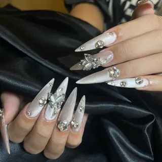 ミディアム Chiin Nailのネイルデザイン