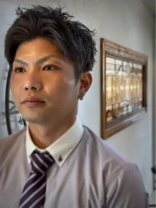 カラー メンズ スパイキー/ ピンパーマ/緑川雄也のヘアスタイル