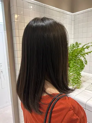 ミディアム SALOWIN 新宿三丁目me+所属・レイヤー/ボブ/ 髪質改善/石井ハルカのヘアスタイル