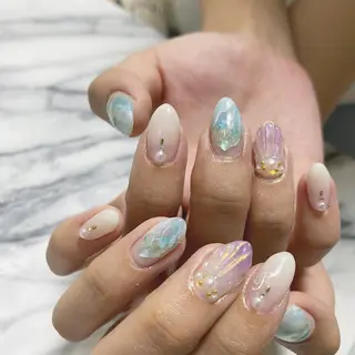 ネイル QULEONAIL所属・大城 裕麻のネイルデザイン