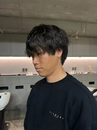 ショート メンズ 吉田一輝 外国人パーマのヘアスタイル