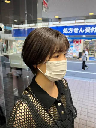 ショート カラー 小笠原 悠斗のヘアスタイル