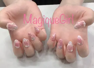 ネイル Magique Girlのネイルデザイン