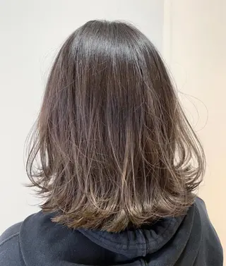 ミディアム カラー box mico. mutsumiのヘアスタイル