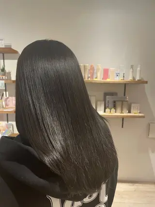 カラー diar湘南台店所属・ふくだももこ🍑 つるっとボブのヘアスタイル
