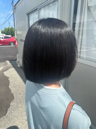 ミディアム 林 萌恵のヘアスタイル