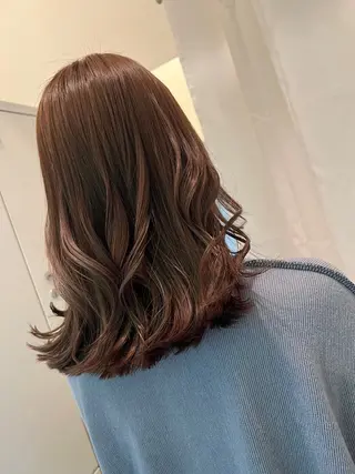 セミロング 遠藤 歩夢のヘアスタイル