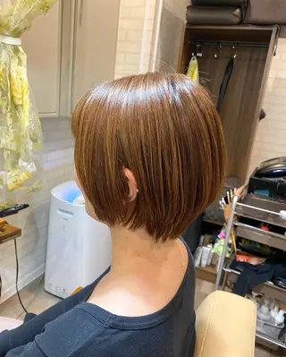 ショート カラー Aujuaソムリエ 🎨‎♡HARUのヘアスタイル