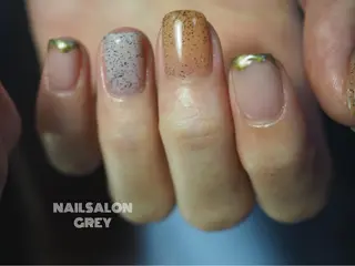 ネイル 【GREY】 TAIRAのネイルデザイン