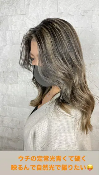 ミディアム 圧倒的美髪ストレート ツダケイタロウのヘアスタイル