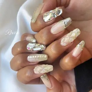 ネイル revia所属・ERI Nailistのネイルデザイン