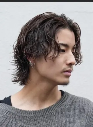 ミディアム パーマ メンズ fifthパーマ小峰 悠里のヘアスタイル