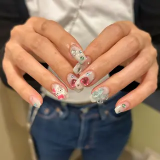 ネイル ⠀ loggy.のネイルデザイン