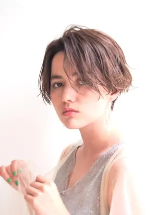 ショート 似合わせ艶髪カラー ❤️ハダユミのヘアスタイル