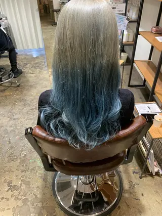 セミロング カラー ハイライト✨髪質改善 TAKAさんです😊のヘアスタイル