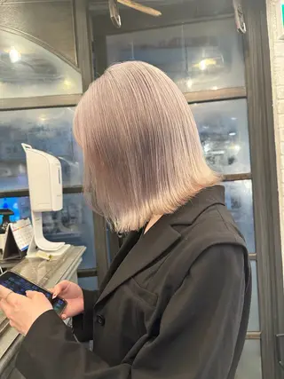 ミディアム ハイトーン/渋谷 かわいみきとのヘアスタイル