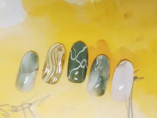 ネイル ティーエヌ 金山駅東口店のネイルデザイン