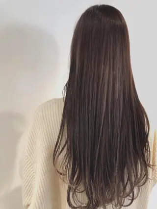 ロング カラー 柳下 涼のヘアスタイル