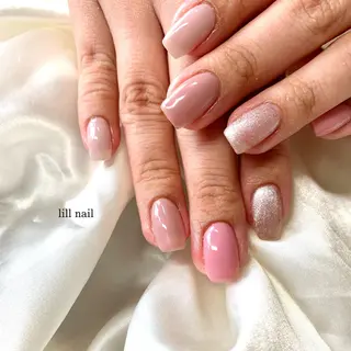 ミディアム pllia beautyのネイルデザイン