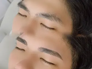 アイブロウ iplus✴ eyedesign の眉毛・アイブロウイメージ