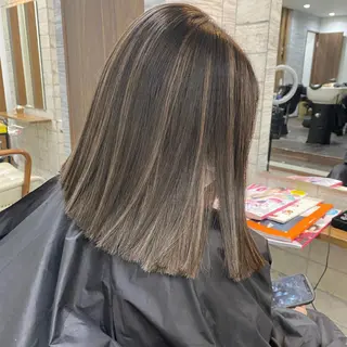 ミディアム カラー パーマ ヘアアレンジ メンズ キッズ ネイル マツエク・マツパ ハイライト、レイヤー カット/西梅田/中西のヘアスタイル