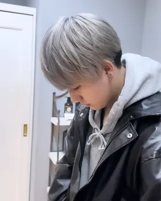 カラー メンズ 今野 陽依のヘアスタイル