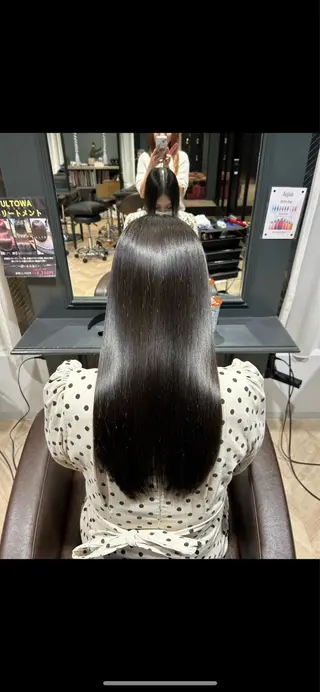 ロング 井上 結のヘアスタイル