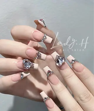 ネイル The Oneのネイルデザイン