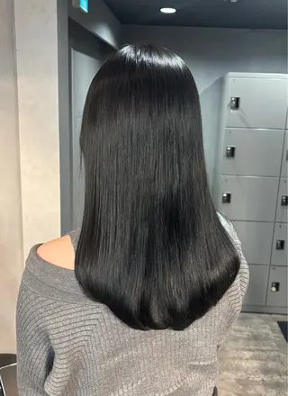 ロング カラー ASAKA🩷 韓国レイヤーカットのヘアスタイル